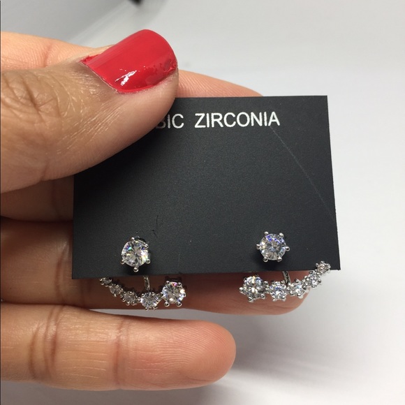 Double Side Cubic Zirconia Earring - Picture 4 of 7